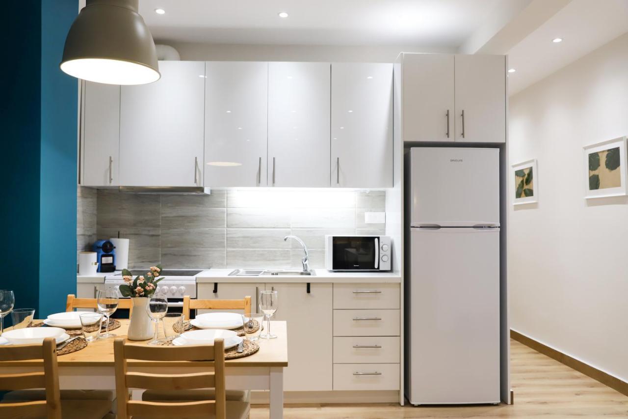 Luxury Seaview Apartment Con Vista Loutráki Dış mekan fotoğraf